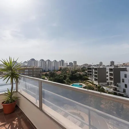 Beautiful 1 Bedroom With Stunning View Apartamento Portimão