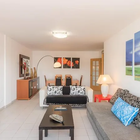 Beautiful 1 Bedroom With Stunning View Apartamento *