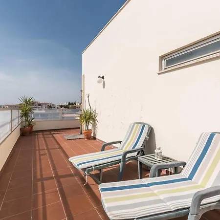 Beautiful 1 Bedroom With Stunning View Apartment
