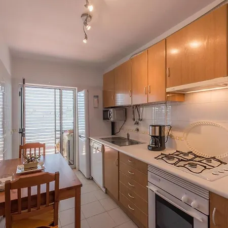 Beautiful 1 Bedroom With Stunning View Апартаменты